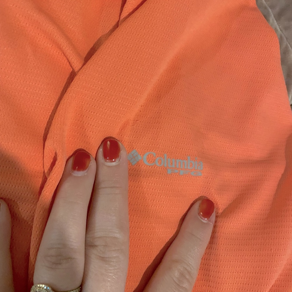 Columbia sunshade pullover hoodie